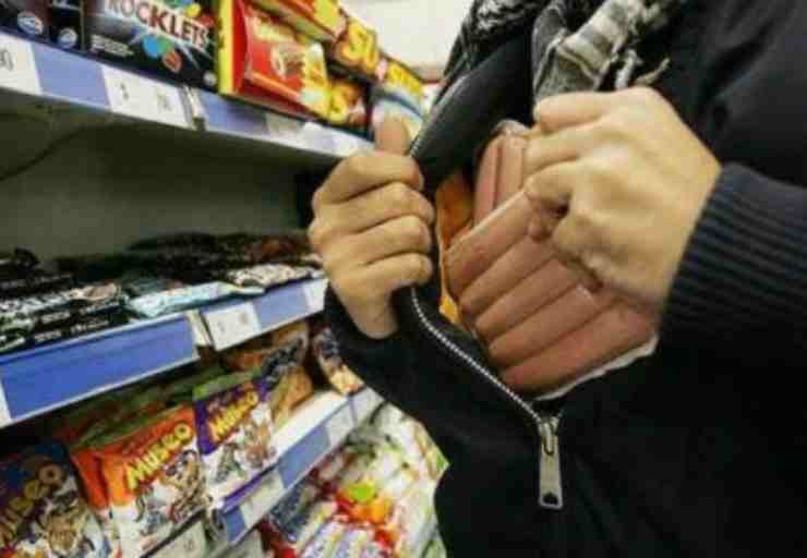 Supermercati: ecco cosa viene portato via in modo illegale