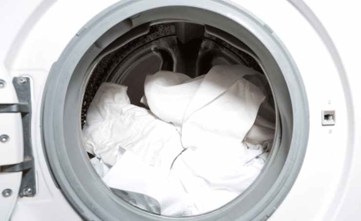 A quanto lavi le lenzuola in lavatrice? La risposta che non ti aspetti