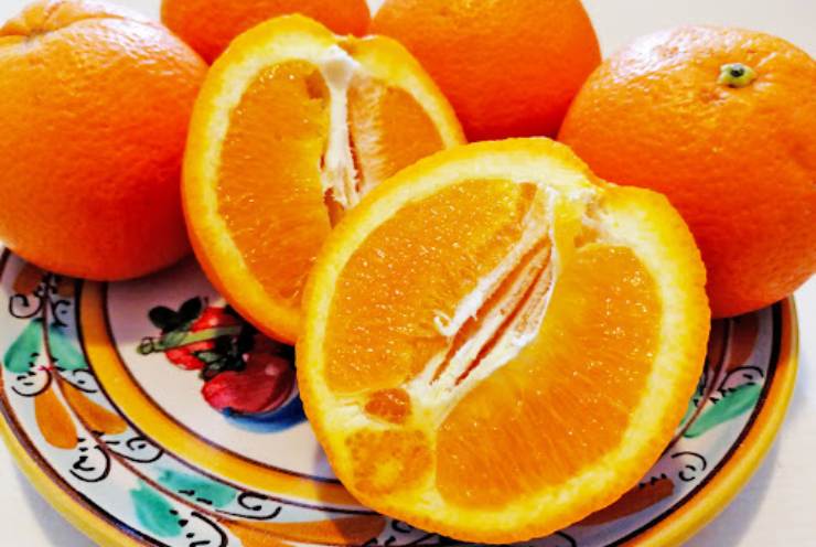 arance nel piatto