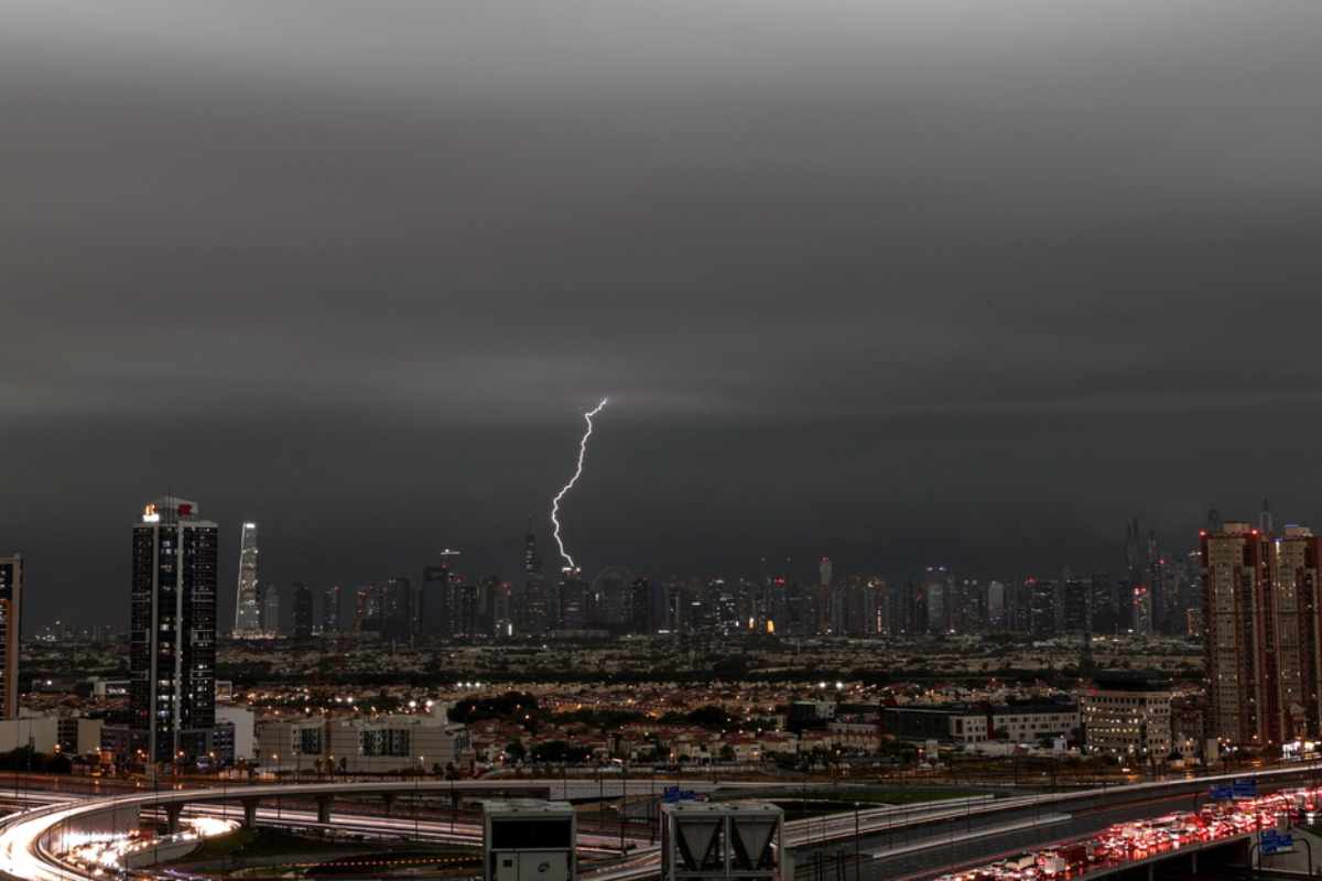 tempesta a Dubai
